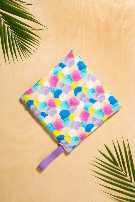 Pom Pom Print SHOOFIE | Travel Shoe Organizer - SHOOFIE