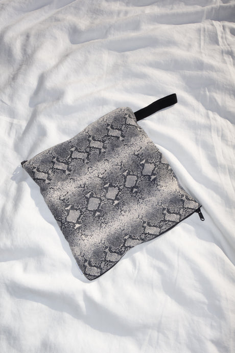 Snake Print SHOOFIE | Everyday Travel Shoe Bag - SHOOFIE